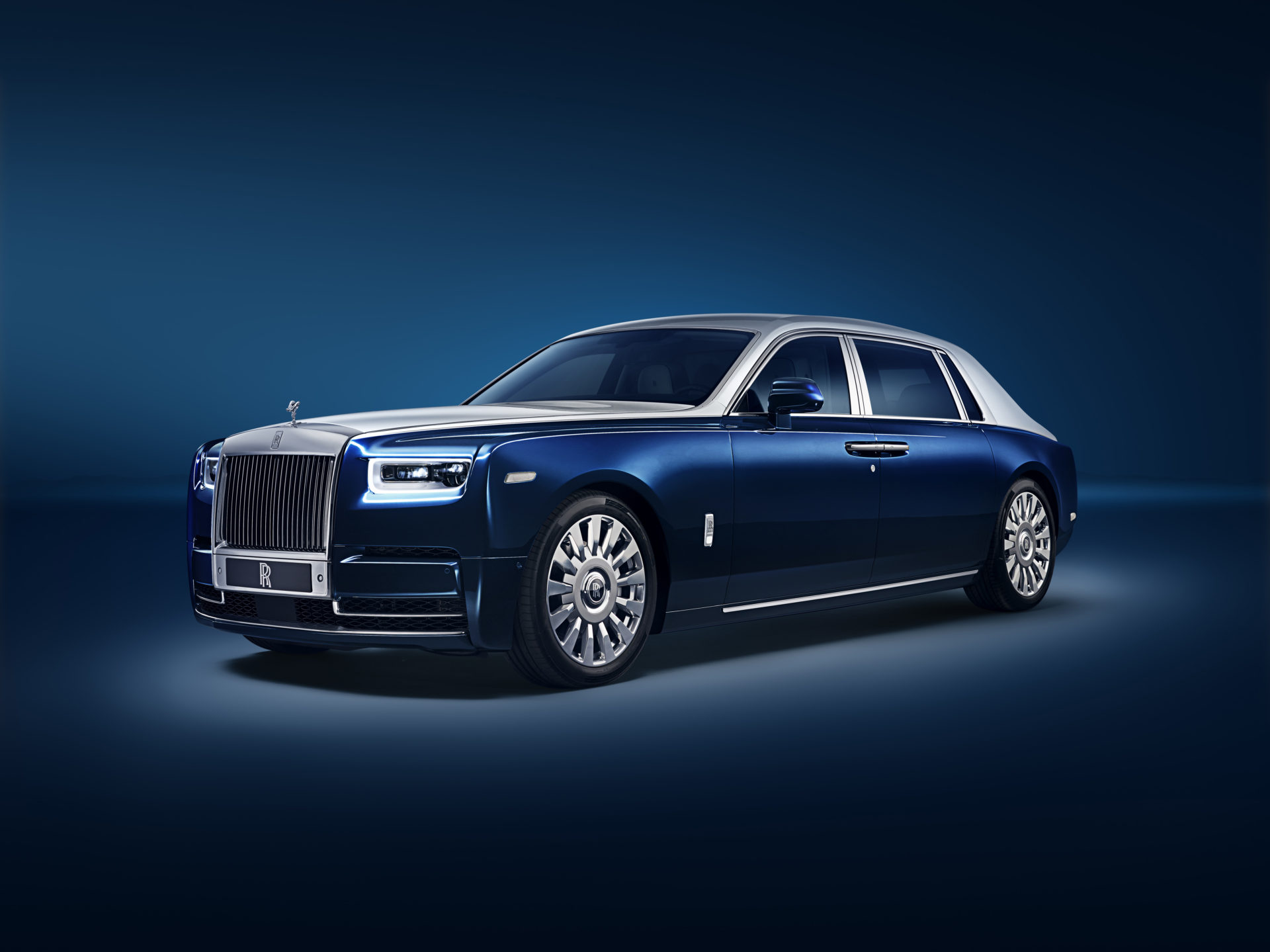 Privacy Suite For Rolls Royce Phantom Ewb Revealed Carsaar