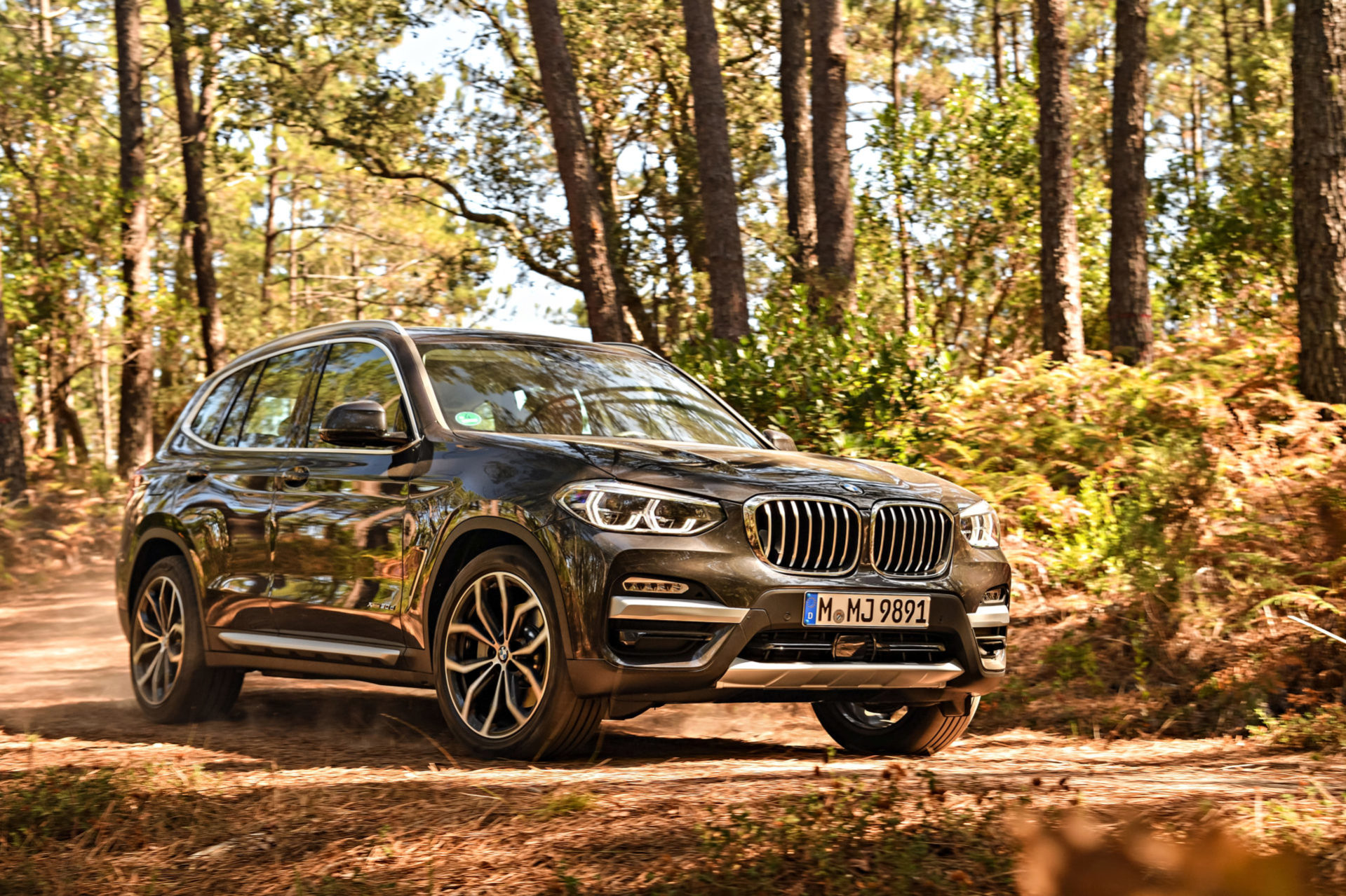 BMW X3 xDrive30i Launched At Rs 56.90 Lakh - CarSaar