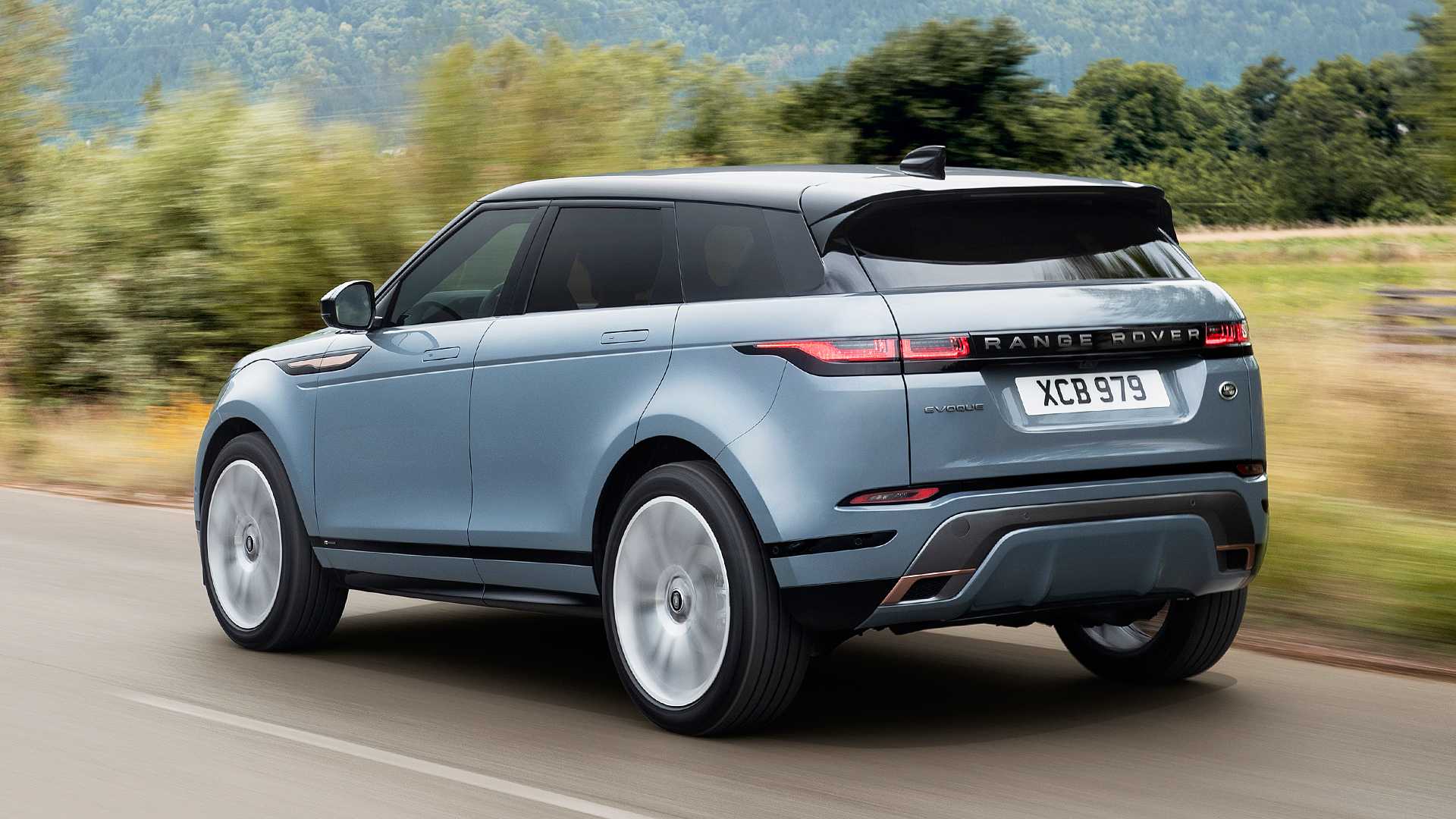 Land Rover Unveils AllNew Range Rover Evoque CarSaar