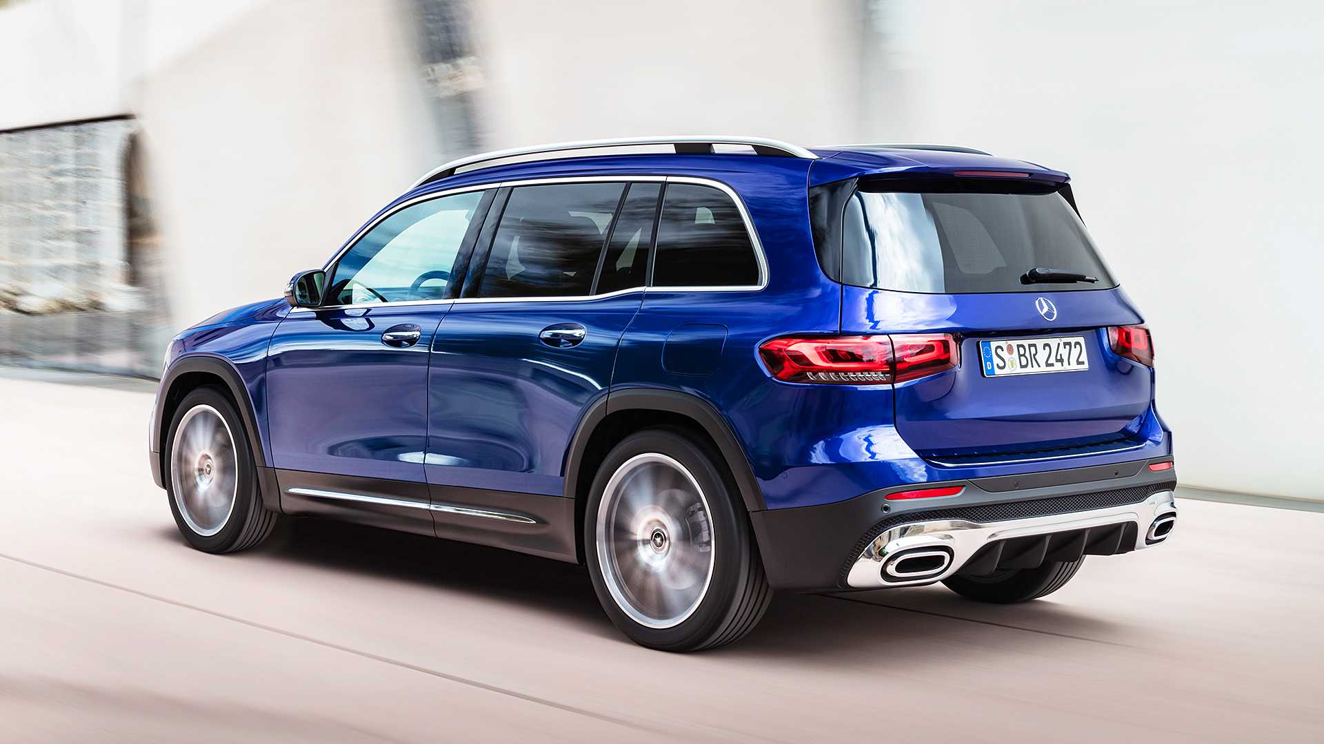 MercedesBenz GLB Compact SUV Revealed CarSaar